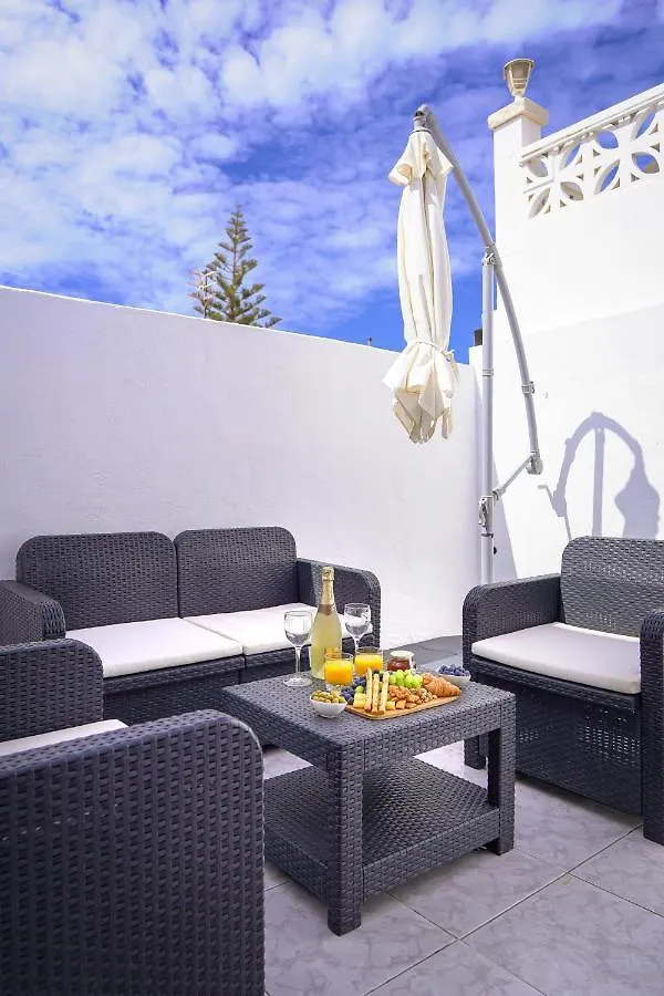 Cozy Spacious Home With Pool And Strong Wi-Fi Chayofita, 6B Arona  0*, Arona (Tenerife)