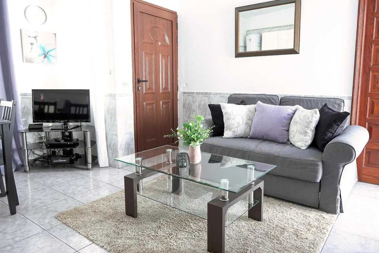 Cozy Spacious Home With Pool And Strong Wi-Fi Chayofita, 6B Arona  Holiday home Arona (Tenerife)