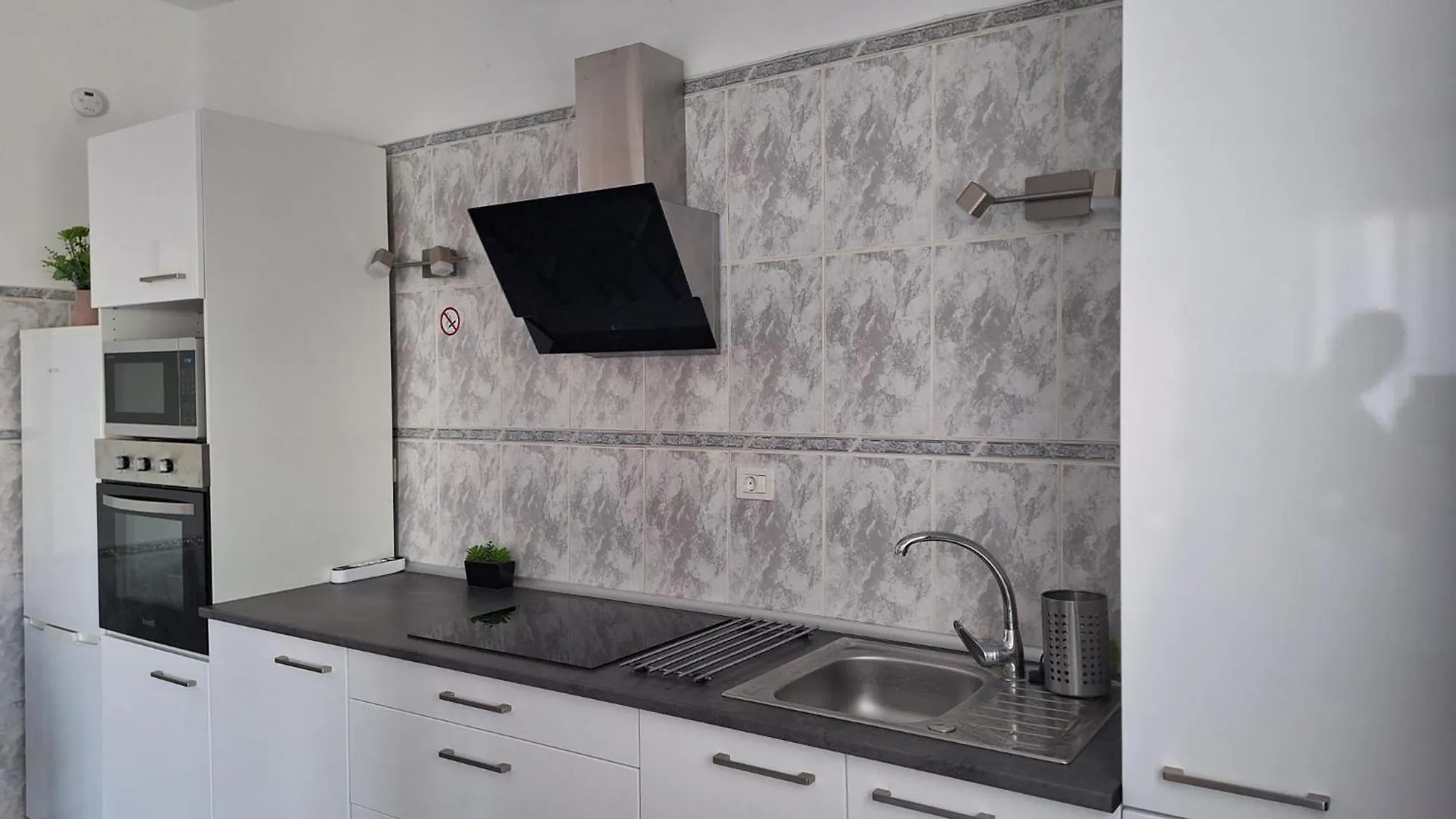 Cozy Spacious Home With Pool And Strong Wi-Fi Chayofita, 6B Arona  Holiday home Arona (Tenerife)
